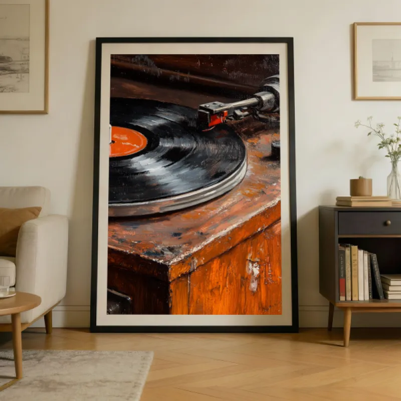 Schildering van een vintage platenspeler met draaiende zwarte vinyl plaat op een houten meubel.